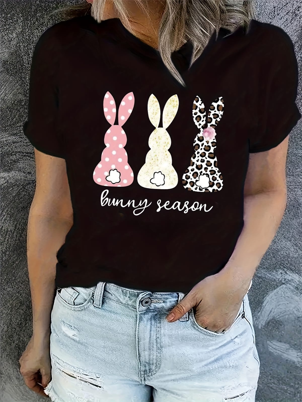 Easter Cute Rabbit Print T-shirt - Women's Short Sleeve Casual Top for Summer and Spring