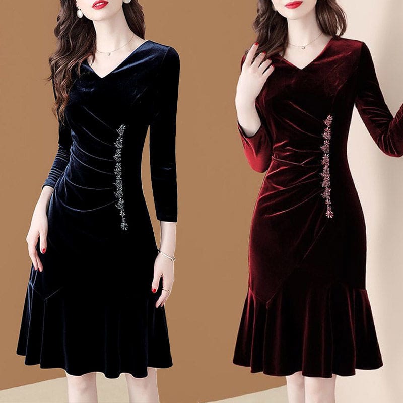 Black Silk Winter Women's V-neck Long Sleeved Golden Velvet Dress Autumn Temperament Elegant Slim Fit Comfortable Fishtail Skirt