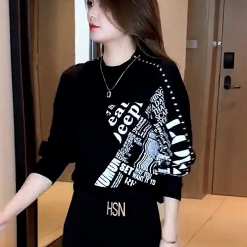 2023 Autumn and Winter Women's New Fashion Round Neck Long Sleeve Loose Half High Neck Bat Sleeve Comfortable Versatile Top