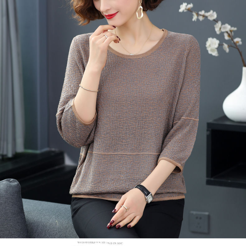 Casual Temperament Versatile Commuting Women's Clothing Summer Fashion New Round Neck 3/4 Sleeve Simplicity Solid Color T-shirt
