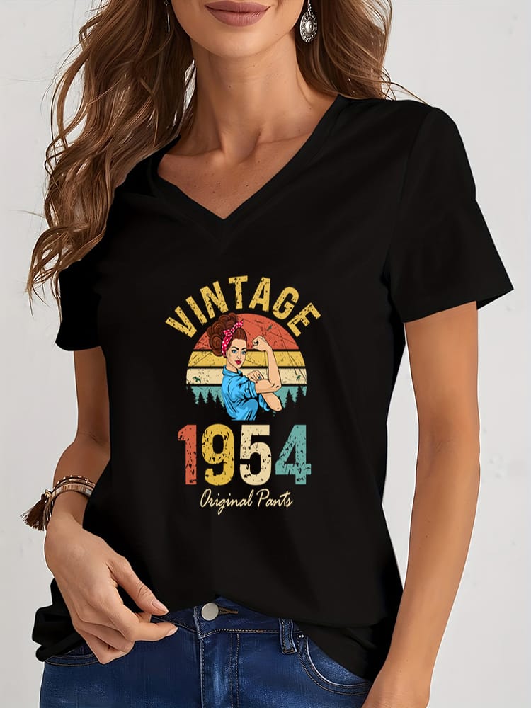 Black V-Neck Women's T-Shirt Vintage 1954 Print Short Sleeve Tee Casual Harajuku Birthday Party Years Women Streetwear Tshirt