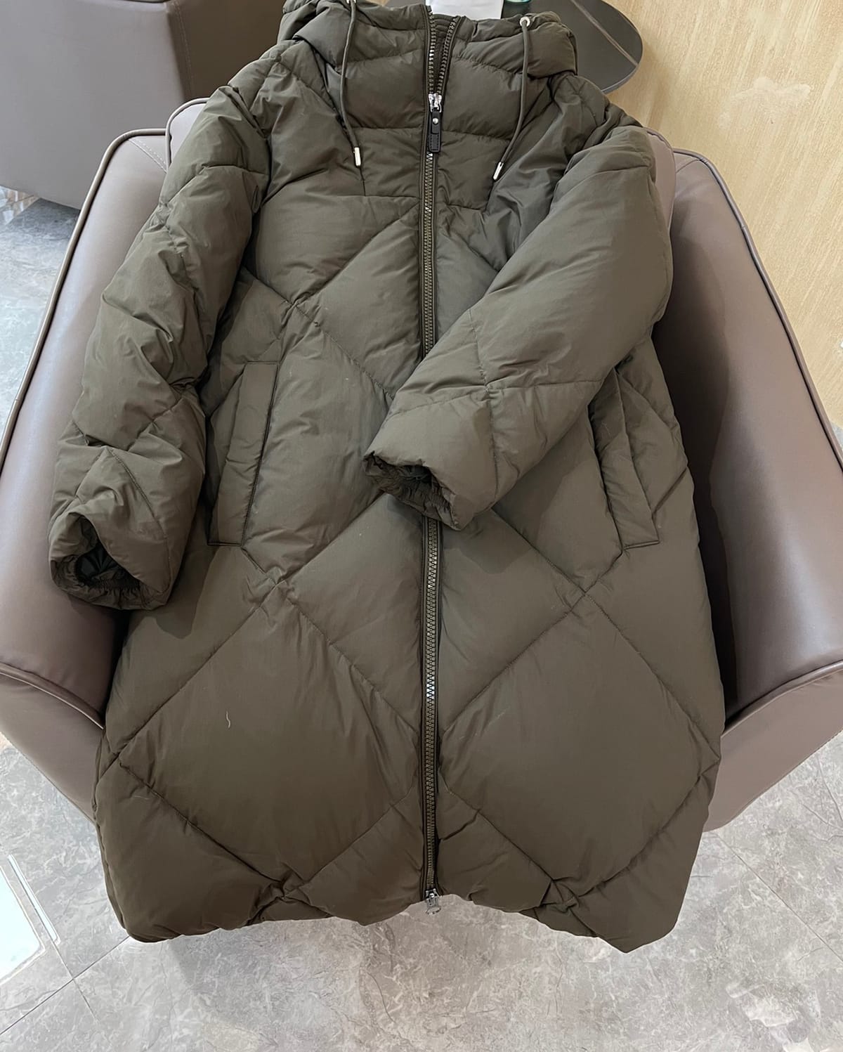 Women's Clothing diamond check with hat zipper down coat Winter New  020