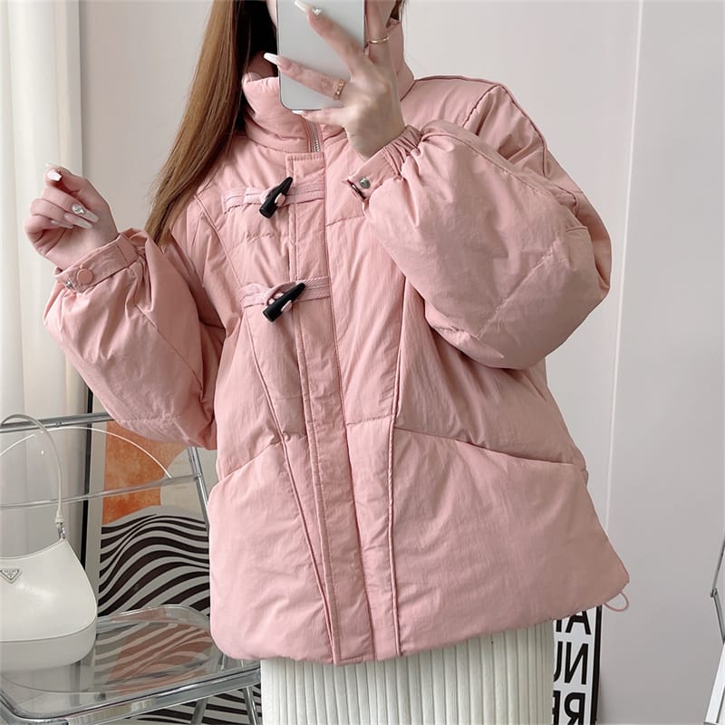 Winter Down Jackets Women's Clothing Short Parkas Outerwear 2023 New Winter Horn Buckle Fashion White Duck Down Coats jp523