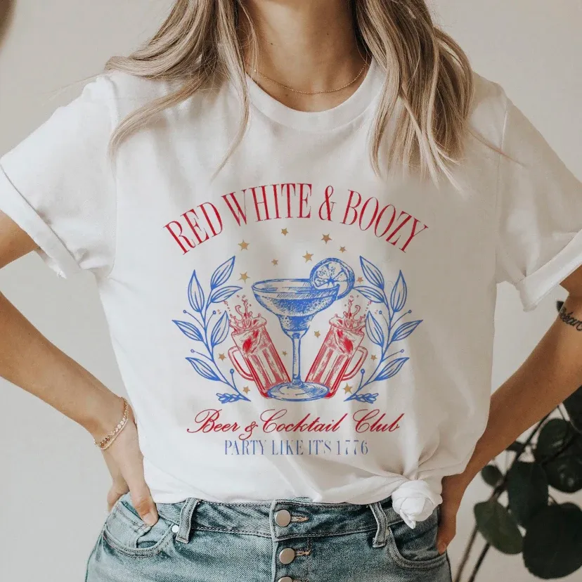 Short Sleeved Casual 1776 America 4th Of July Women's Fashion Pattern T-Shirt Women's Watercolor Sweet Print Summer T-Shirt.