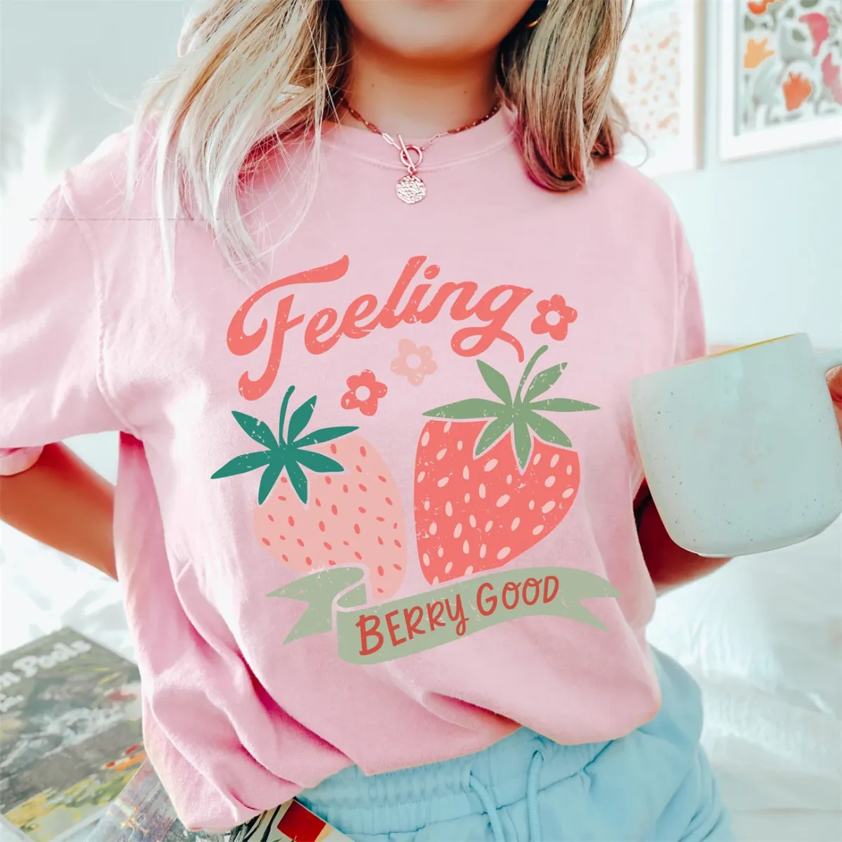 Fruit Aesthetic Tee Shirt Fashion Women's Top Strawberry T Shirt Feeling Berry Good Printed Tshirt Harajuku Summer Clothes Y2K