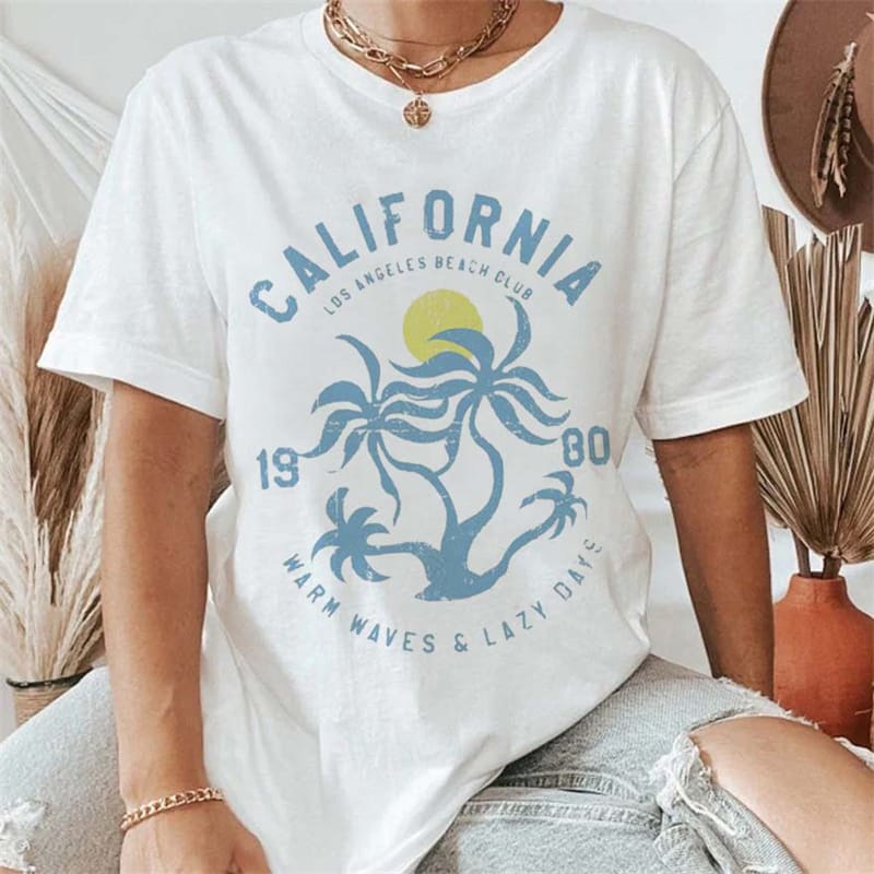 Modern Summer Beach College Print Printed Summer Sweet T-Shirt Cartoon Casual 90s Women's Print Fun Pattern O-Neck T-Shirt.