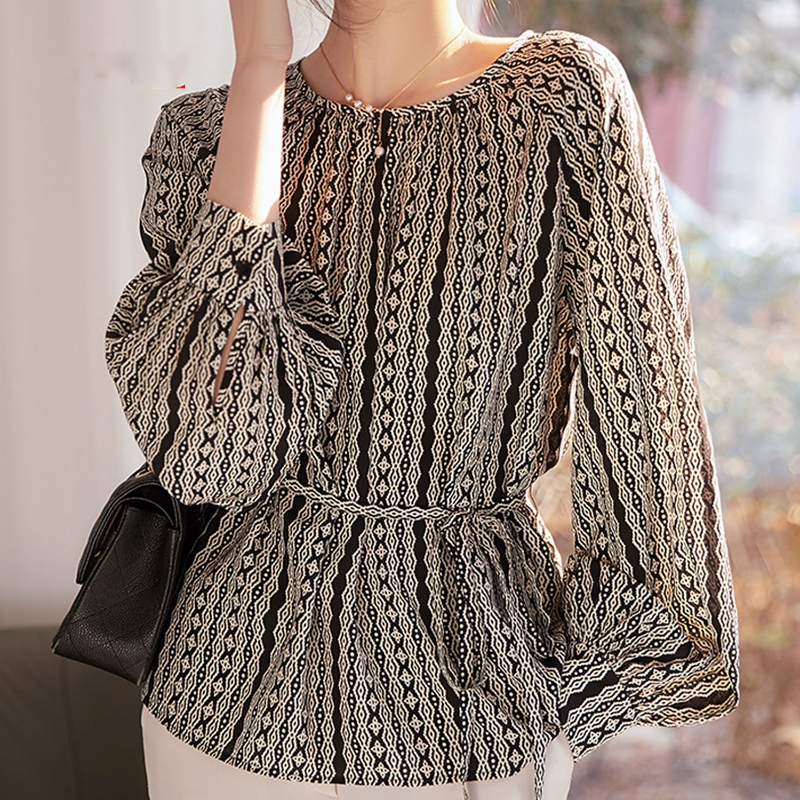 Spring New Vintage Printing Temperament Women's Clothing Simple Lace Up Long Sleeve Round Neck Commuter Versatile Pullover Shirt