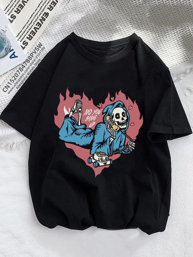 Women's Basic Fashion Summer Skull Pattern Black T-Shirt Cute and sweet 90s Clothing Short Sleeved Casual Versatile T-Shirt.