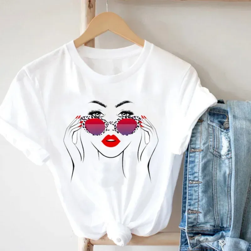 Hot Selling Women's Short Sleeve T-shirt Fashion Elegant Sexy Girl Print Large Size Leggings Aesthetic Clothes Tops