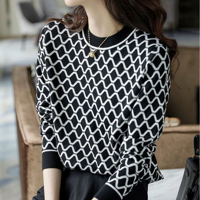 Spring and Summer New Temperament Commuter Versatile Women's Clothing Stripe Printed Round Neck Long Sleeve Pullover T-shirt