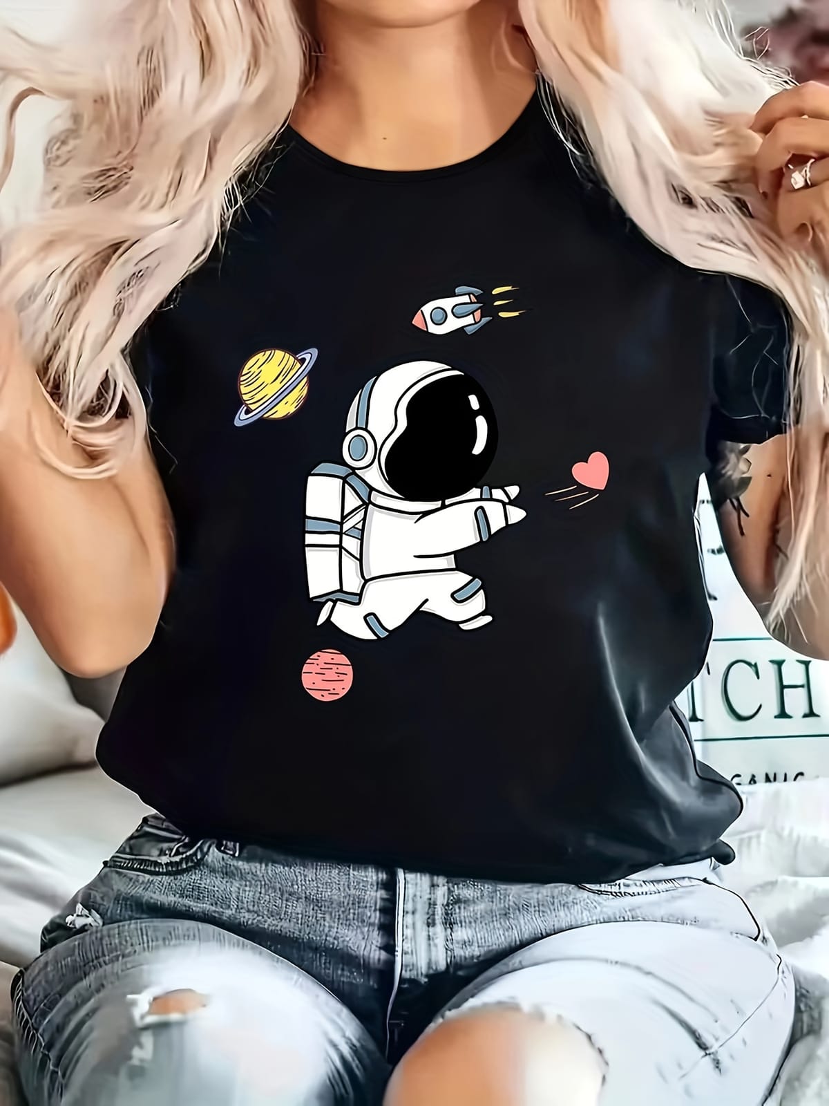 Astronaut Graphic Short Sleeves Sports Tee, Round Neck Causal T-shirt, Women's Activewear