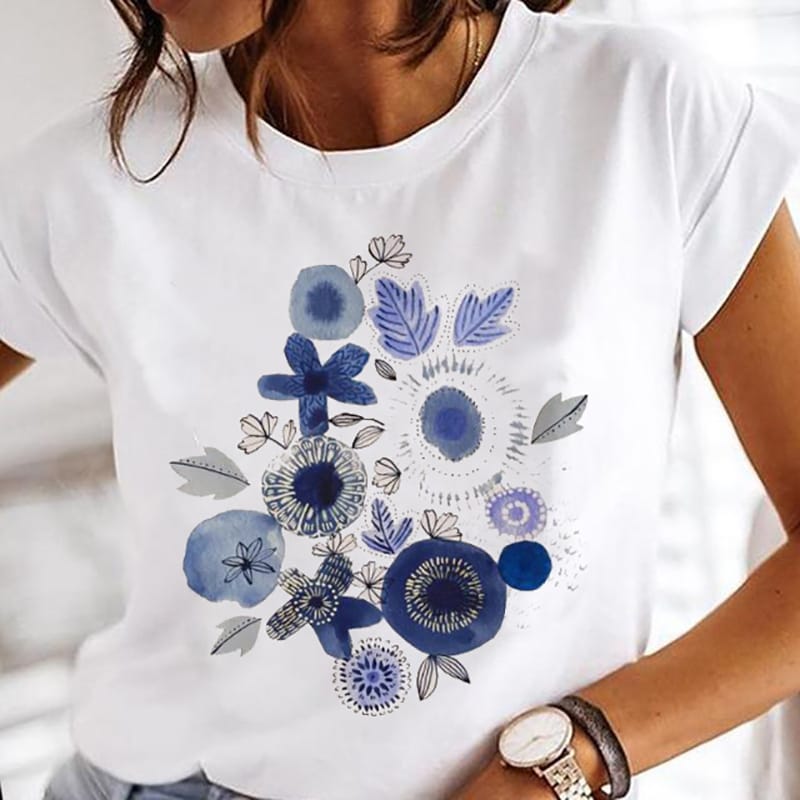 Women's 90s Trend Cute Watercolor Wildflower Shirt Pattern Short Sleeved Casual Women's Printed Fashionable Versatile T-Shirt.