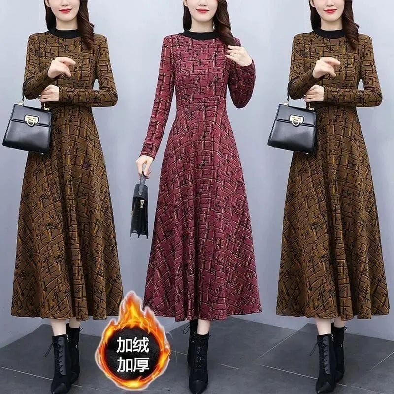 Thickened Dress Winter Women's New Fashionable Patchwork Floral Round Neck Pocket Long Sleeved Comfortable Slim Fit Dress