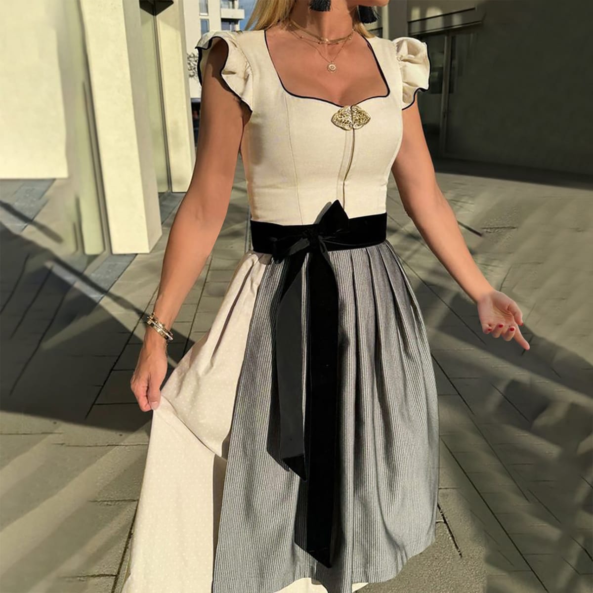 Women's Halloween Oktoberfest Dress Body Sculpting Stage Costume square collar Drawstring Waist midi Dress