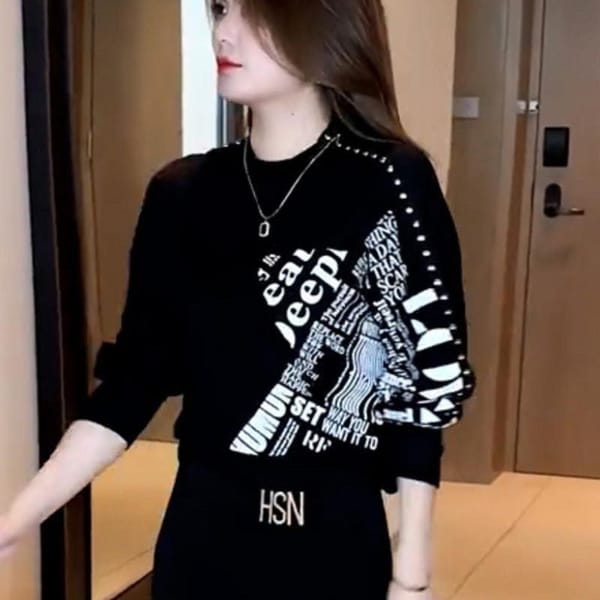 2023 Autumn and Winter Women's New Fashion Round Neck Long Sleeve Loose Half High Neck Bat Sleeve Comfortable Versatile Top