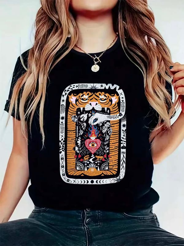 Watercolor Cute Style Cute Fashion T-Shirt Print Pattern Black T-Shirt Short Sleeved Clothing Print Women's Summer New T-Shirt.