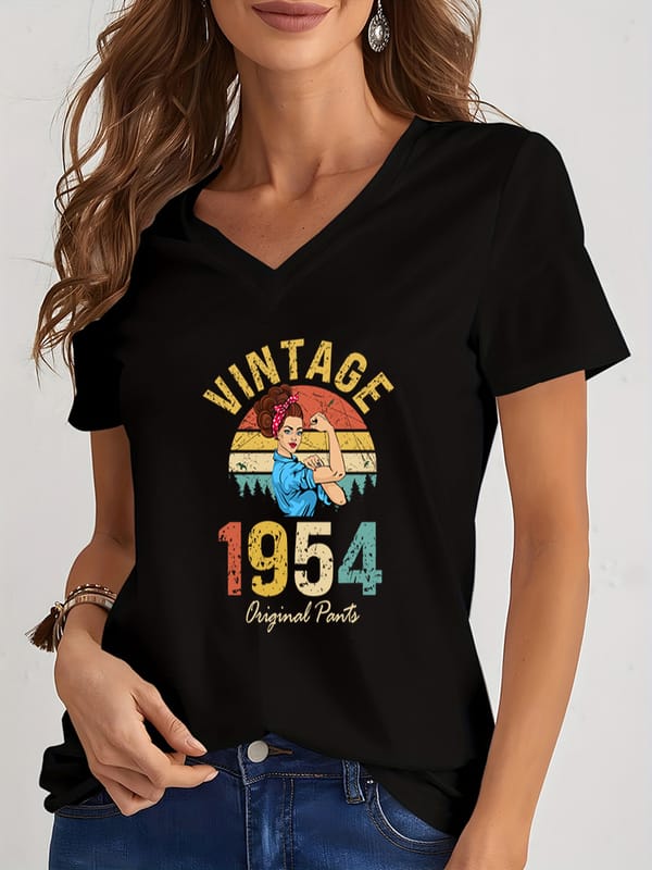 Black V-Neck Women's T-Shirt Vintage 1954 Print Short Sleeve Tee Casual Harajuku Birthday Party Years Women Streetwear Tshirt