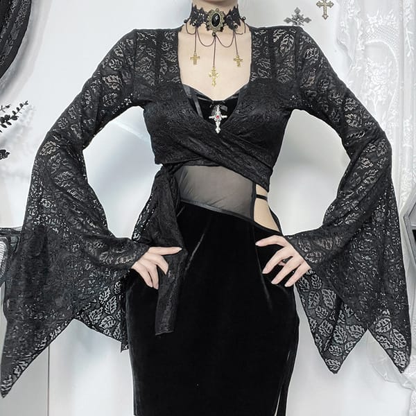 Gothic Vintage Summer 2024 New Dark Elegance Sexy Foundation Lace Bottom Coat Tops Black Women's Y2K Retro V Neck Dark Sexy Tees