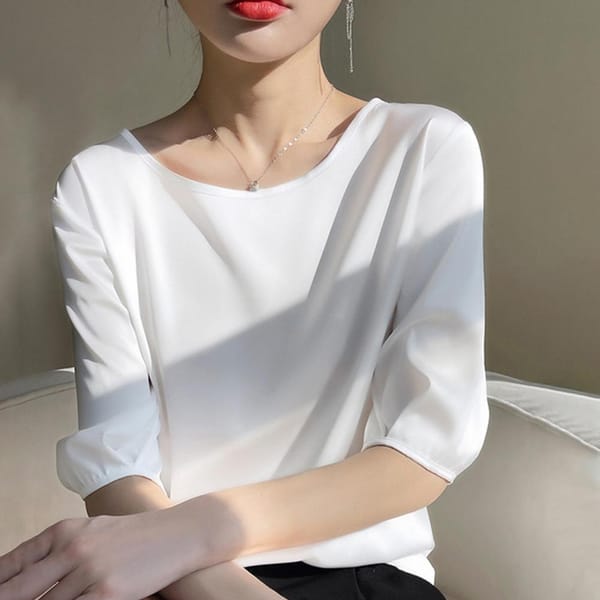 Summer Tops Stylish Women's Summer T-shirts Loose Fit Pullover Tops Glossy Surface Tee Shirts Lightweight Polyester Crew Neck