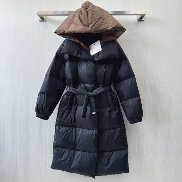 Women's Clothing Simple restraint waist hooded two sides wear long down Winter New  020