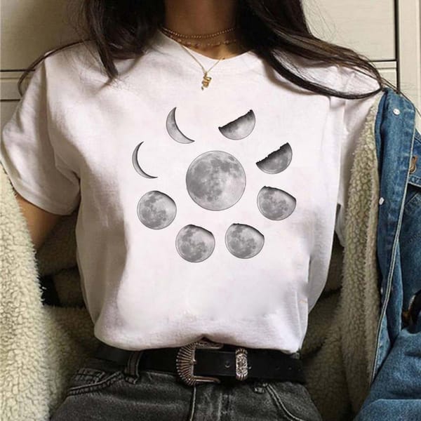 Casual Women's Round Neck T-shirt Lunar Eclipse Printed Women's T-shirt New eclipse of the moon Moon style Women's White T-shirt