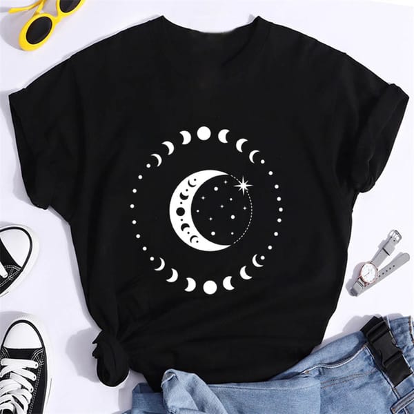 New Women's Top Moon Eclipse Process Plus Size Trend Cute Fashion T-shirt Harajuku Y2k Top Simple and Versatile black Women Tees