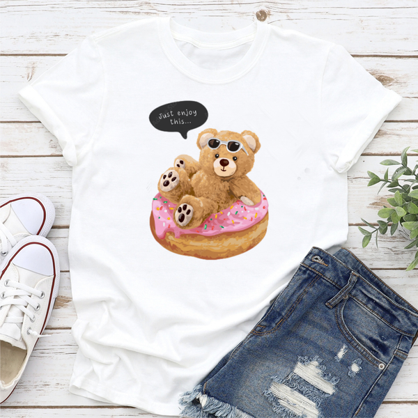 Trendy Sweet 90s Printed New Versatile Top Little Bear Pattern T-Shirt Women's Fashion Clothing Short Sleeve Travel T-Shirt.